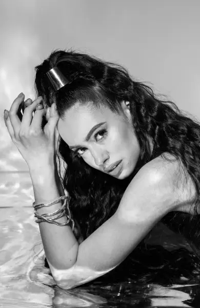 creative_model_new_mob